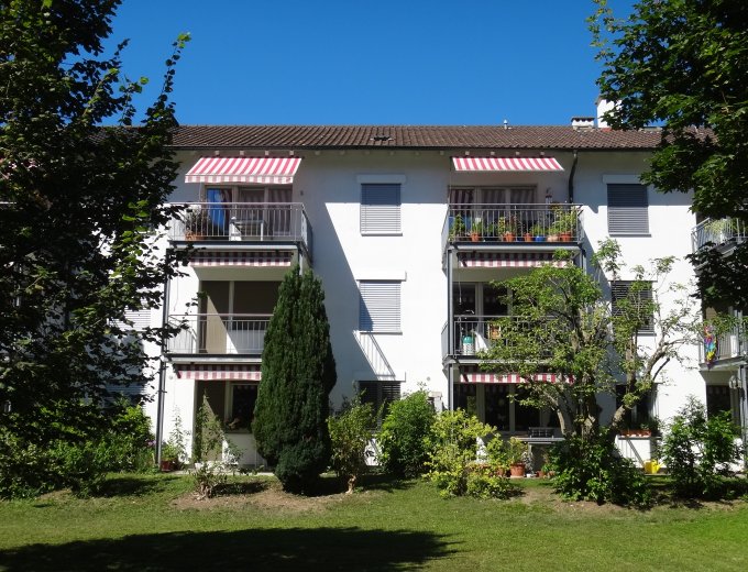 Sehr gepflegte 3 1/2-Zimmerwohnung mit grosser Südterrasse ...