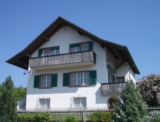 Freistehendes Einfamilienhaus an erhöhter Wohnlage
