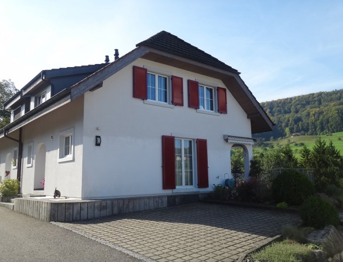 Neueres, gepflegtes Einfamilienhaus an erhöhter Wohnlage ... 
