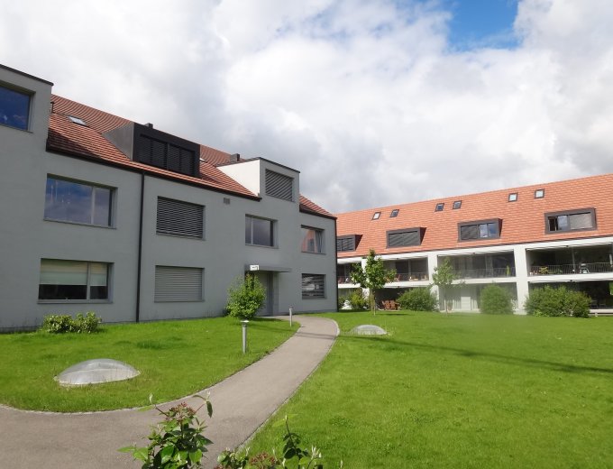 Vielseitig nutzbarer Atelier-, Büro-, Praxis- oder Hobbyraum mit Dusche/WC in Oberwil ....