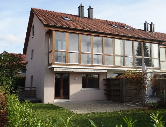 Familienfreundliches Wohnen mit Blick ins Grüne ...